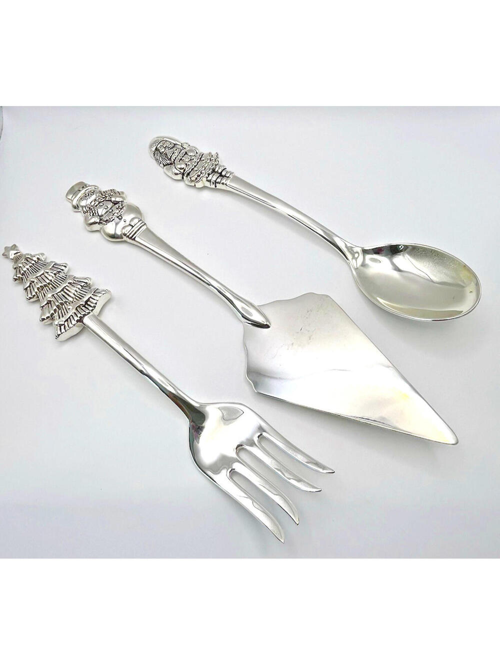 International Silver Company 3 Piece Christmas Serving Set Silver plated 2829.4